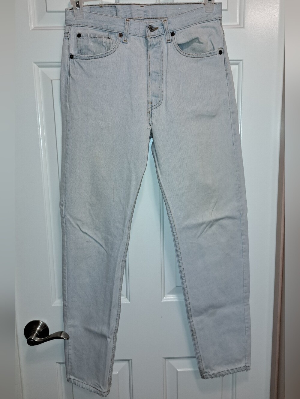Light Wash Men’s Levi's 501 Jeans - Casual Slim Fit